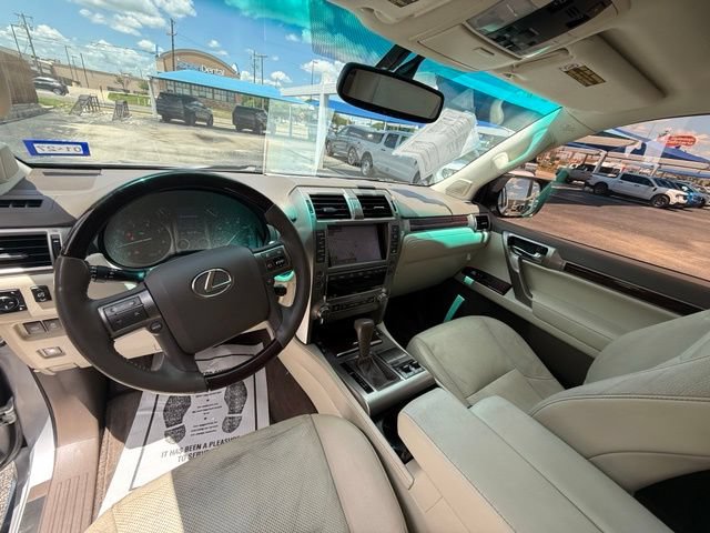 Used 2015 Lexus GX 460 w/ Premium Package AWD/4WD image 16