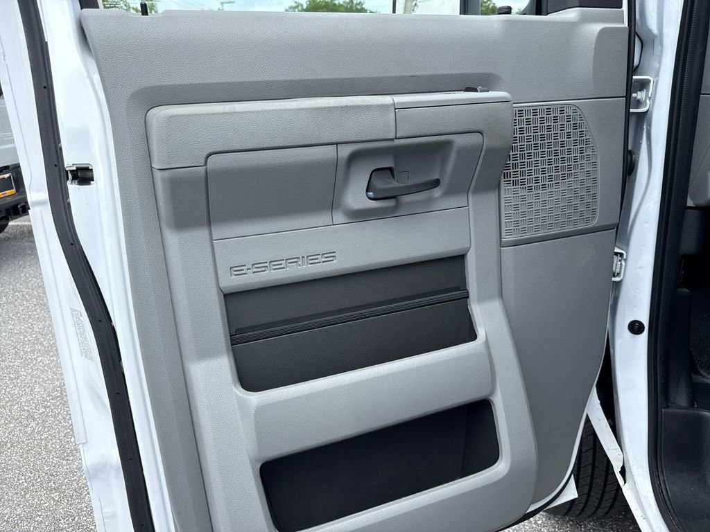 New 2026 Ford E-350 and Econoline 350 Super Duty w/ Power Equipment Group RWD image 17