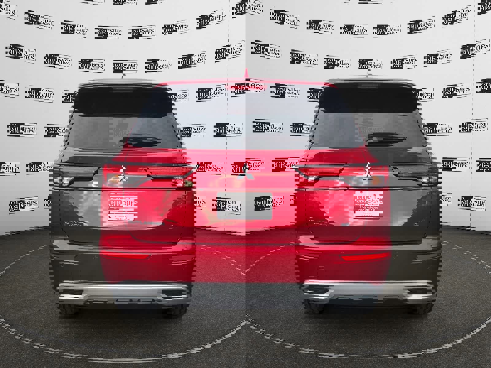 Used 2024 Mitsubishi Outlander SE image 5