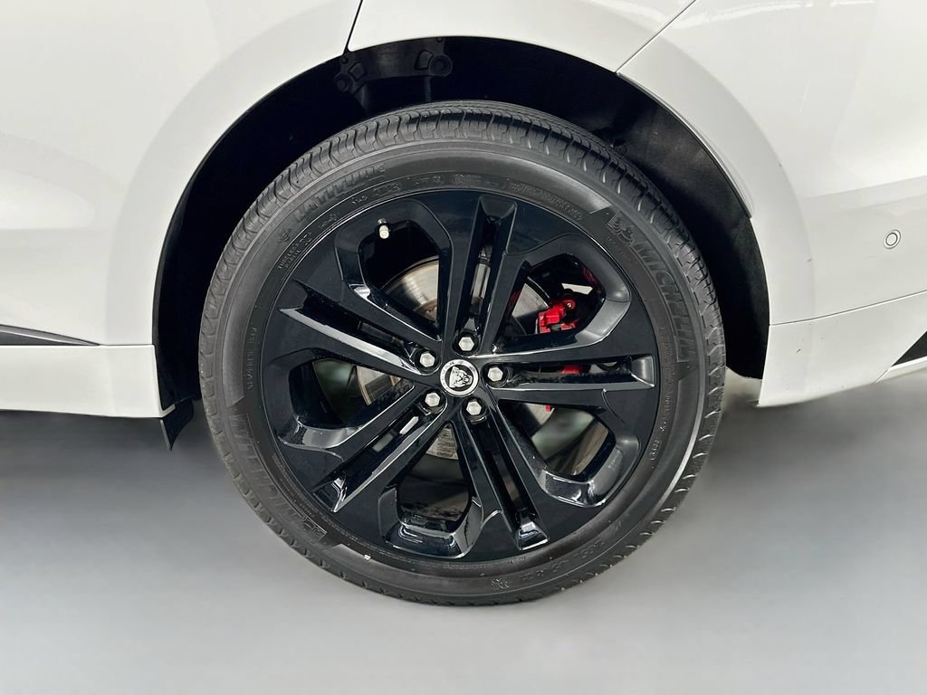 Used 2024 Jaguar F-PACE R-Dynamic S AWD/4WD image 33