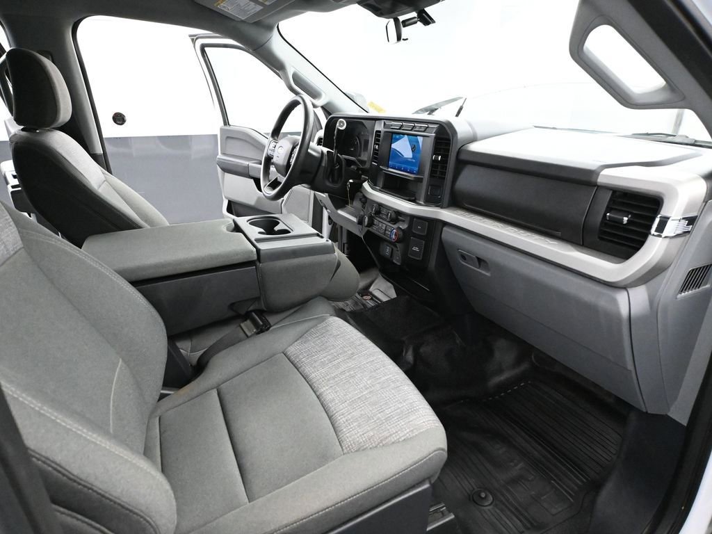 Used 2024 Ford F350 XLT w/ FX4 Off-Road Package image 46
