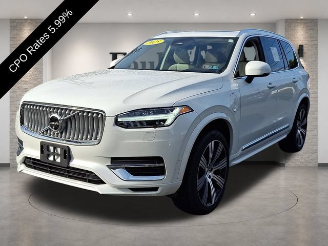 Certified 2025 Volvo XC90 T8 Plus w/ Protection Package Premier AWD/4WD image 3