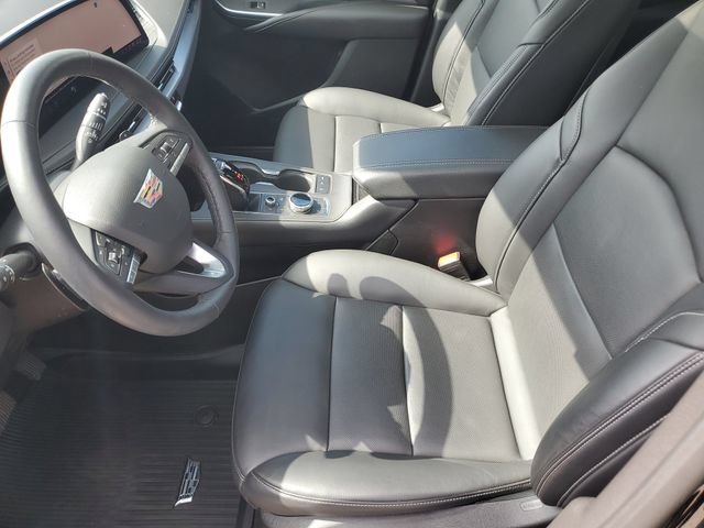 Certified 2024 Cadillac XT4 Premium Luxury AWD/4WD image 28