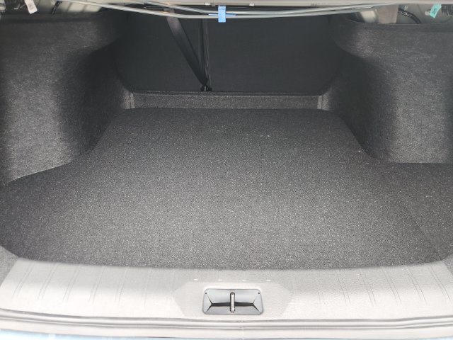 New 2026 Nissan Sentra SR w/ SR Premium Package FWD image 27