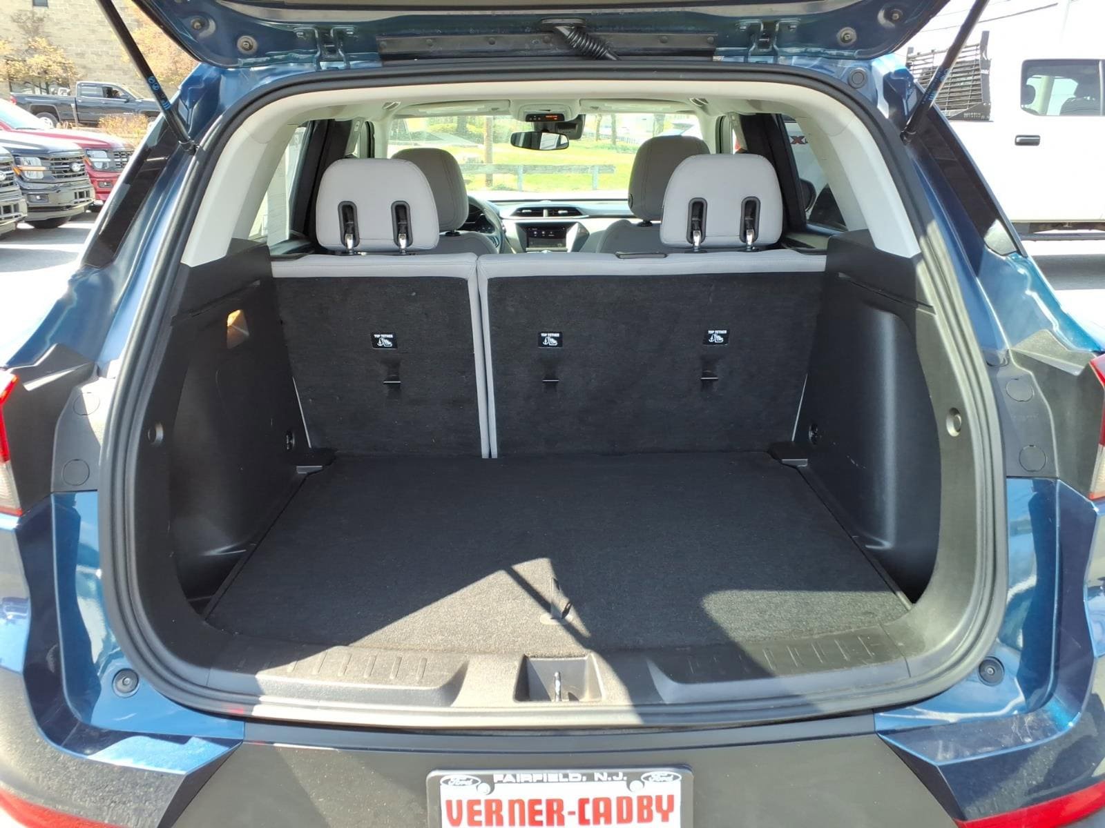 Used 2021 Chevrolet TrailBlazer LT w/ Driver Confidence Package AWD/4WD image 12