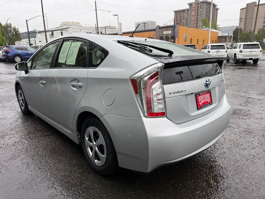 Used 2015 Toyota Prius Two FWD image 5