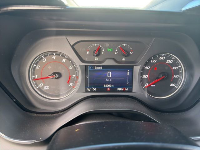 Used 2022 Chevrolet Camaro LT RWD image 11