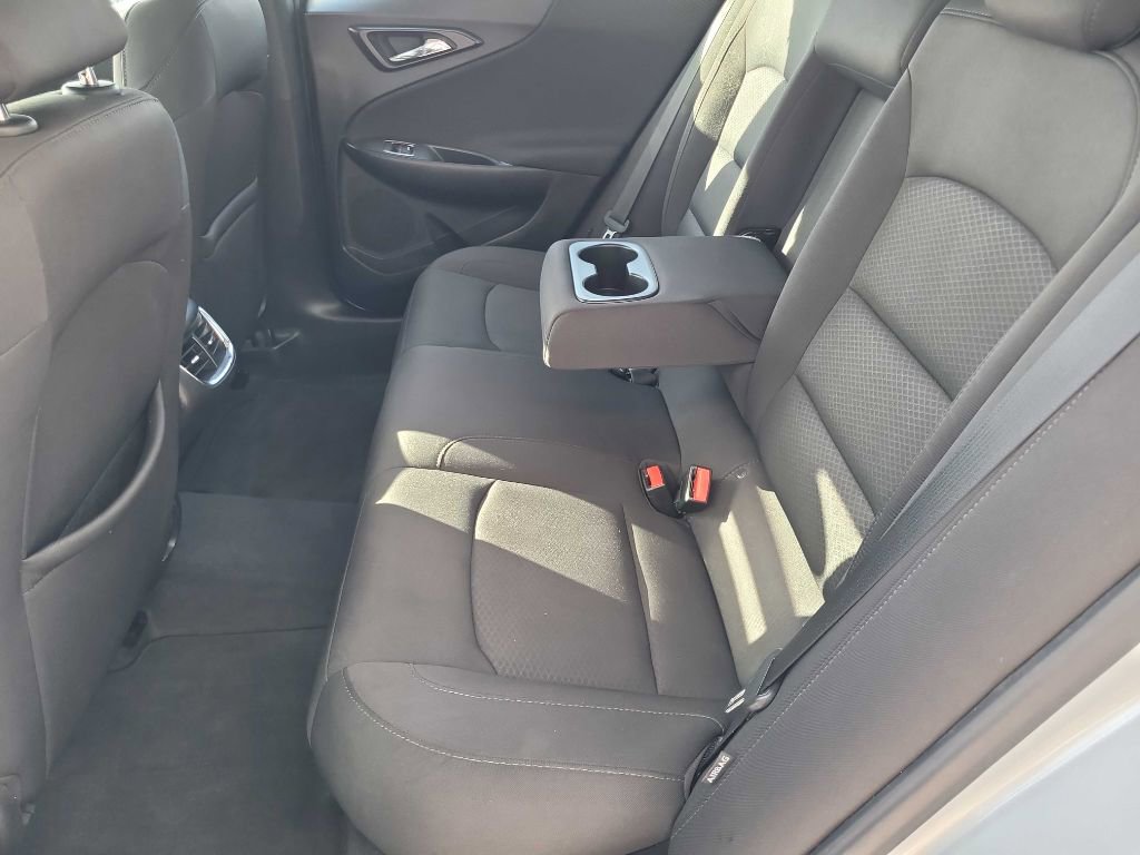 Used 2018 Chevrolet Malibu LT image 35