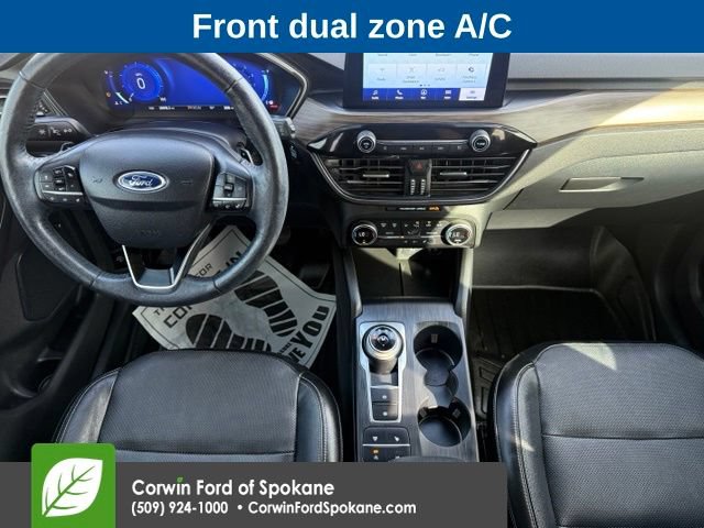Used 2020 Ford Escape Titanium AWD/4WD image 3
