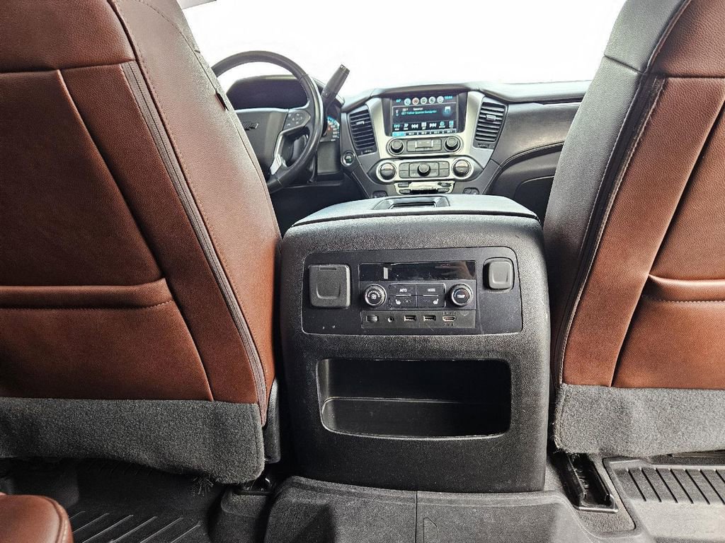 Used 2019 Chevrolet Suburban Premier w/ Premier Plus Edition AWD/4WD image 34