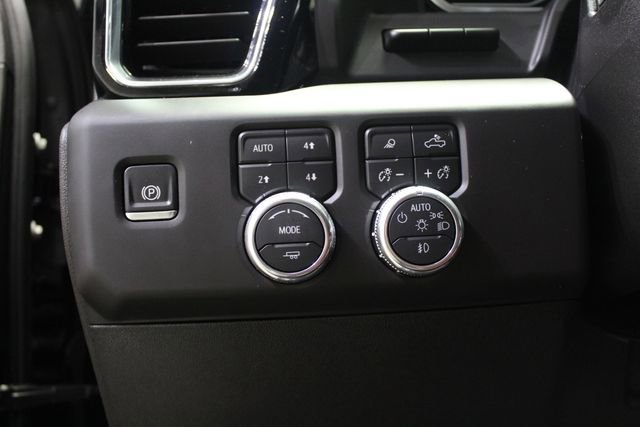 Used 2025 GMC Sierra 2500 Denali Ultimate AWD/4WD image 13