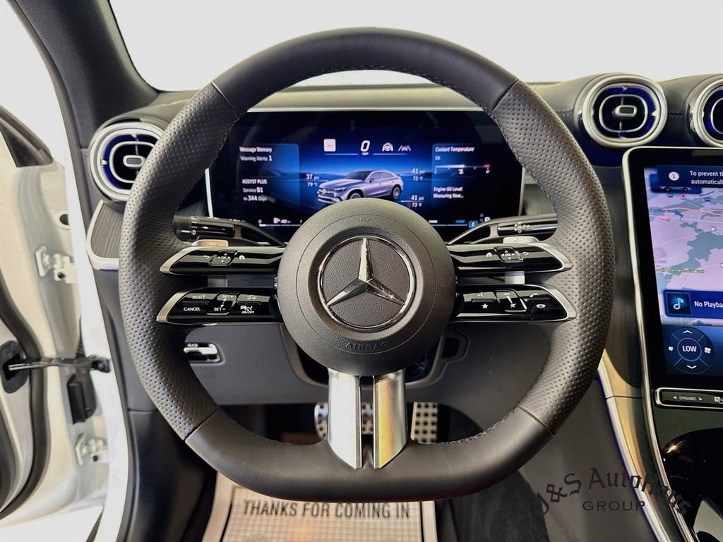 Used 2025 Mercedes-Benz GLC 300 4MATIC image 12