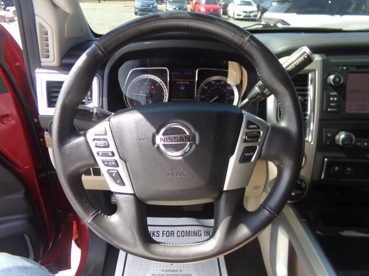 Used 2019 Nissan Titan SL image 30