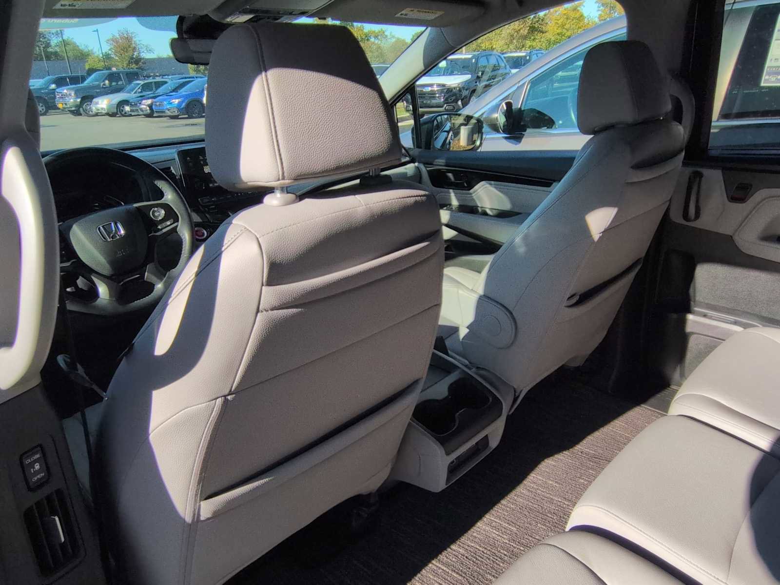 Used 2024 Honda Odyssey Touring image 19