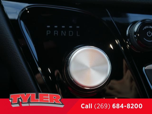 New 2027 Chrysler Pacifica Select FWD image 31