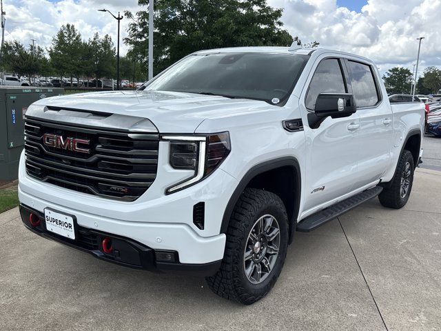 Used 2024 GMC Sierra 1500 AT4 w/ AT4 Premium Package AWD/4WD image 10