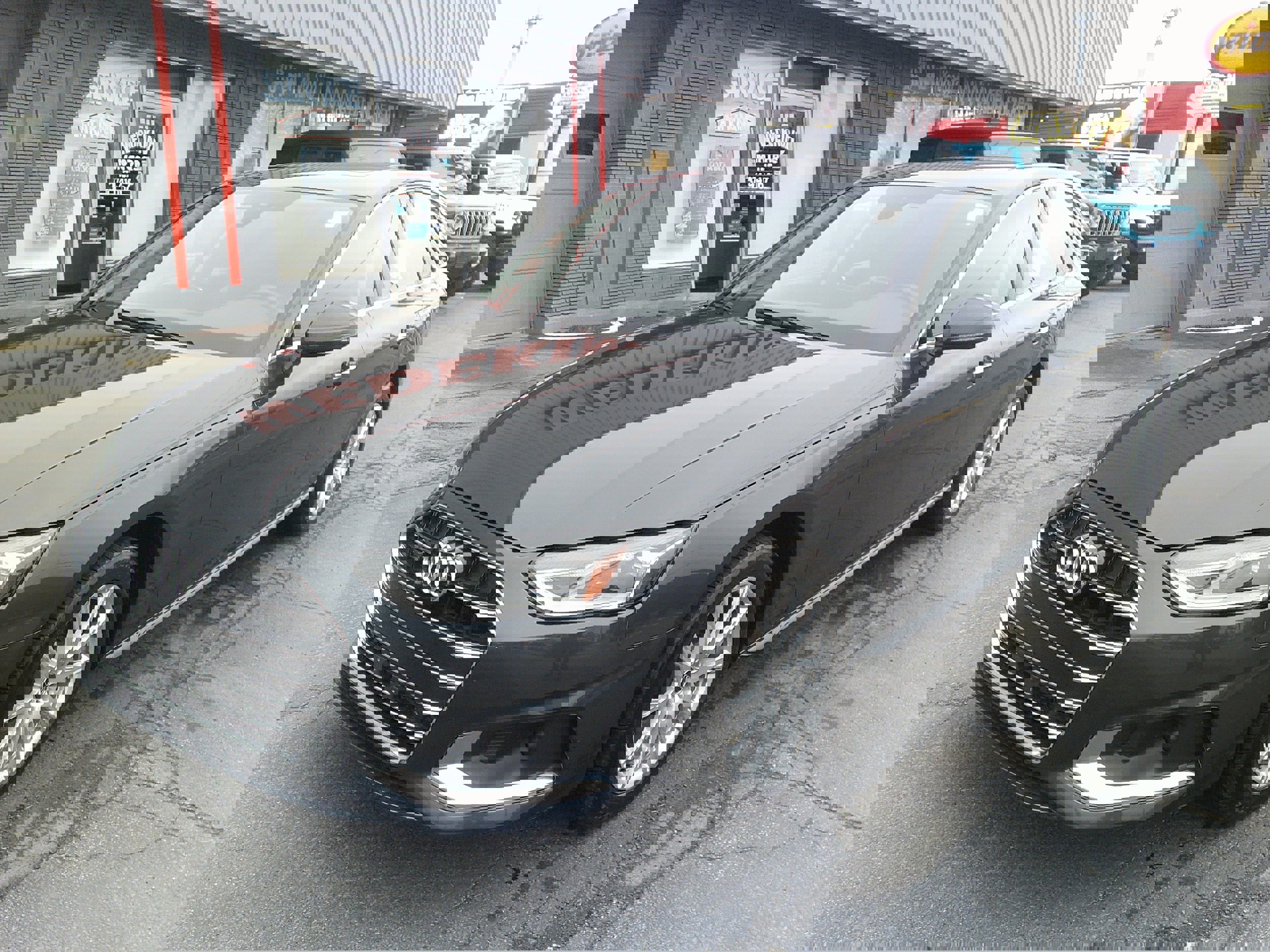 Used 2022 Audi A4 2.0T Premium image 11