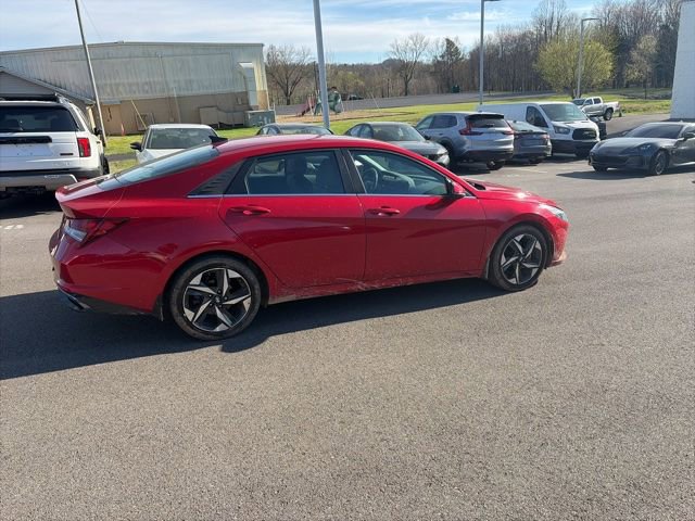 Used 2022 Hyundai Elantra SEL w/ Convenience + Premium Package image 8