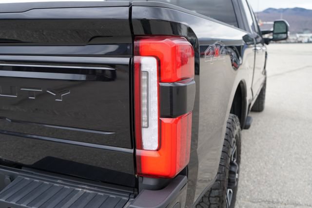 Used 2025 Ford F250 Platinum AWD/4WD image 76