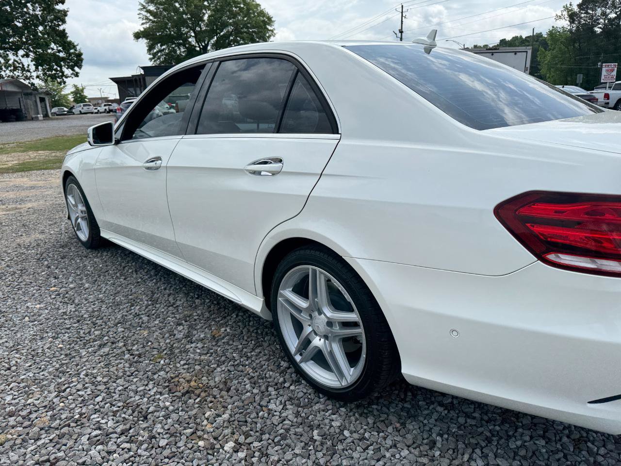 Used 2014 Mercedes-Benz E 350 Sedan image 13