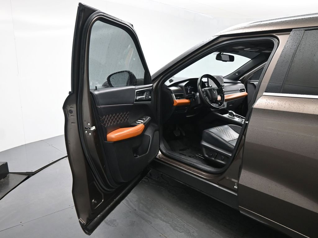 Used 2022 Mitsubishi Outlander SEL image 8