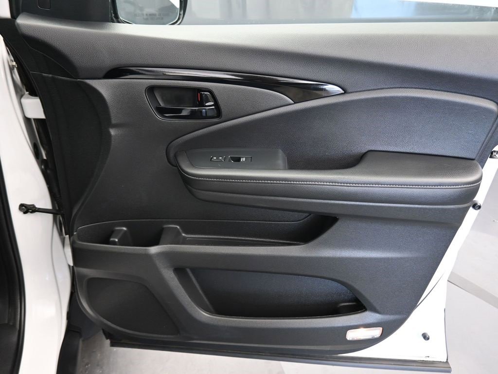 Used 2023 Honda Passport Elite image 47