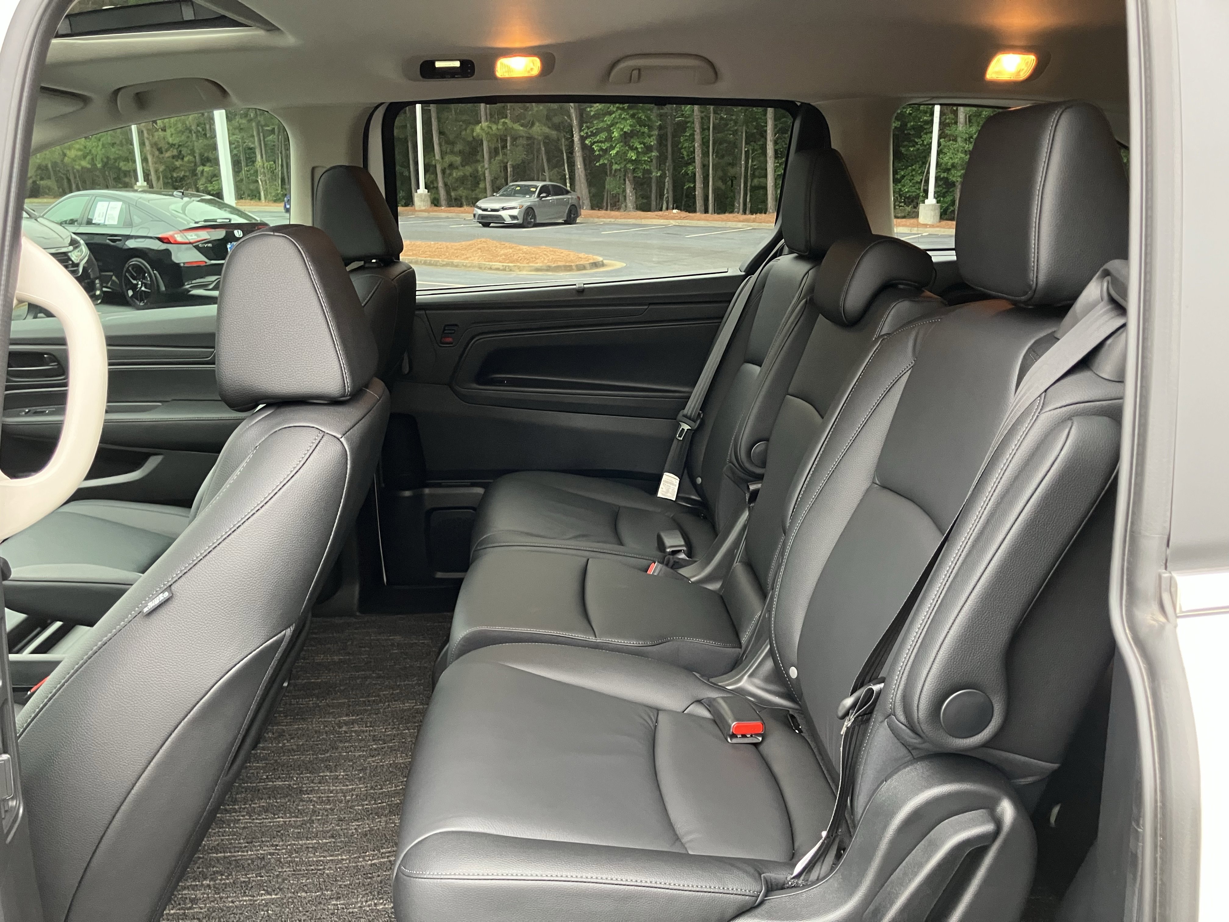Used 2026 Honda Odyssey EX-L image 33