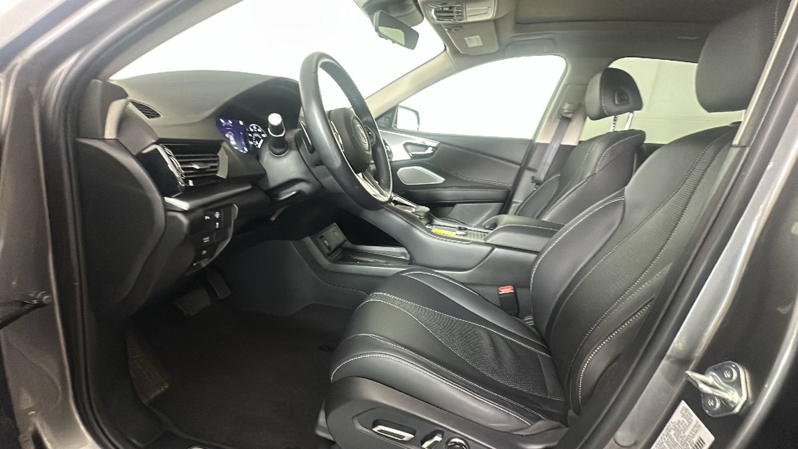 Used 2023 Acura RDX w/ Technology Package AWD/4WD image 10