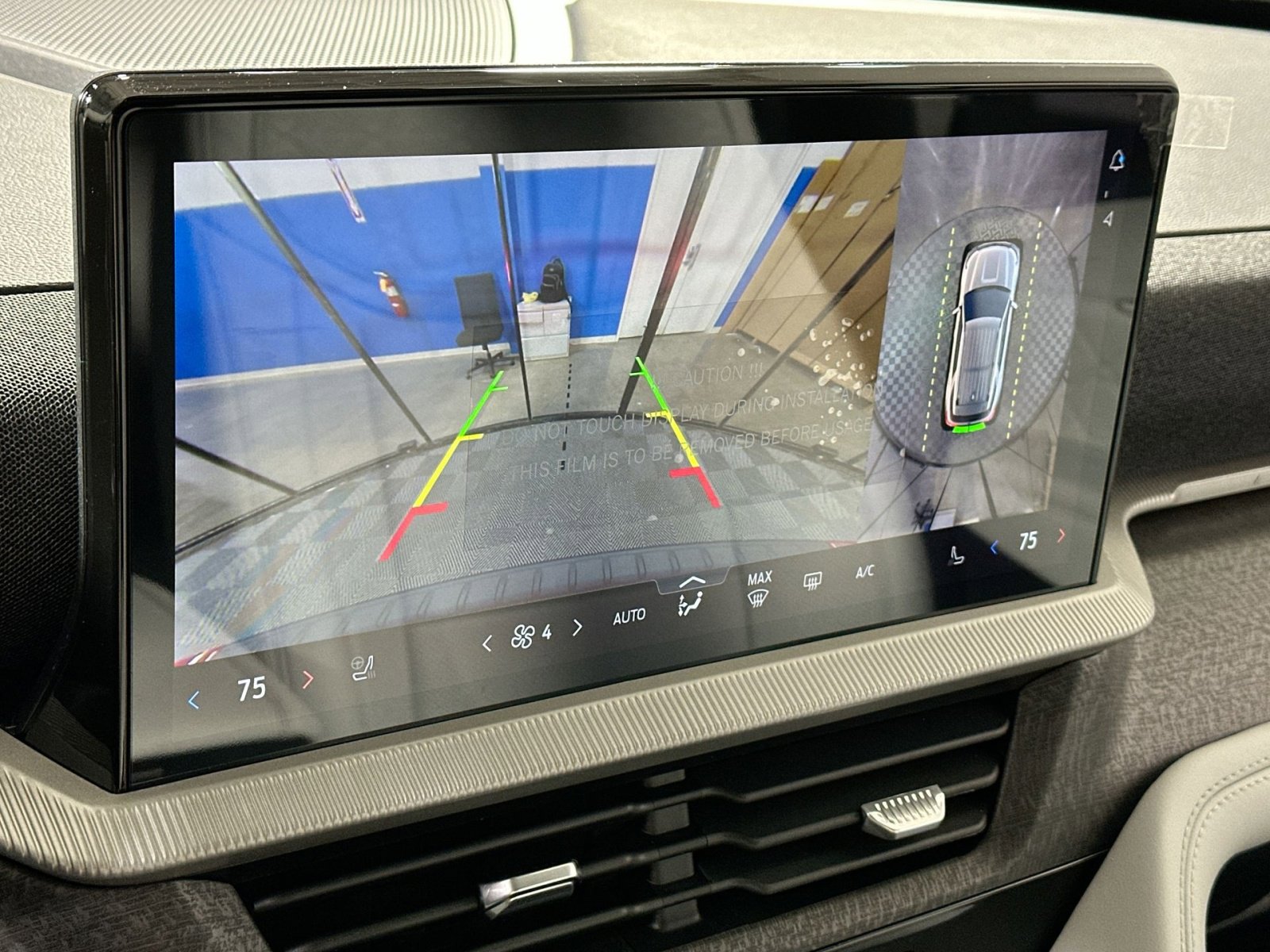 New 2026 Ford Explorer Platinum w/ LUX Leather Package image 23