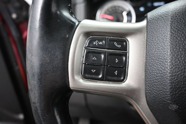 Used 2018 RAM 1500 Laramie w/ Convenience Group AWD/4WD image 18