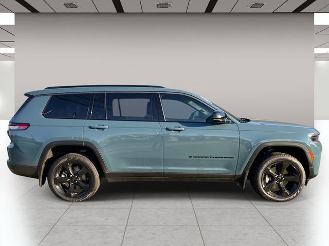 New 2026 Jeep Grand Cherokee L Limited w/ Limited Altitude Package AWD/4WD image 2