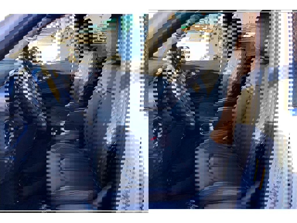 New 2026 Chrysler Voyager LX image 10