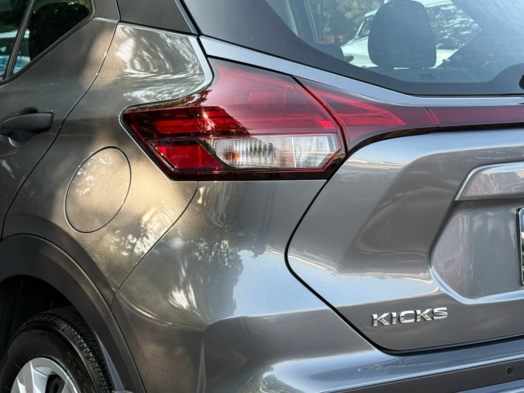 Certified 2023 Nissan Kicks S FWD image 11