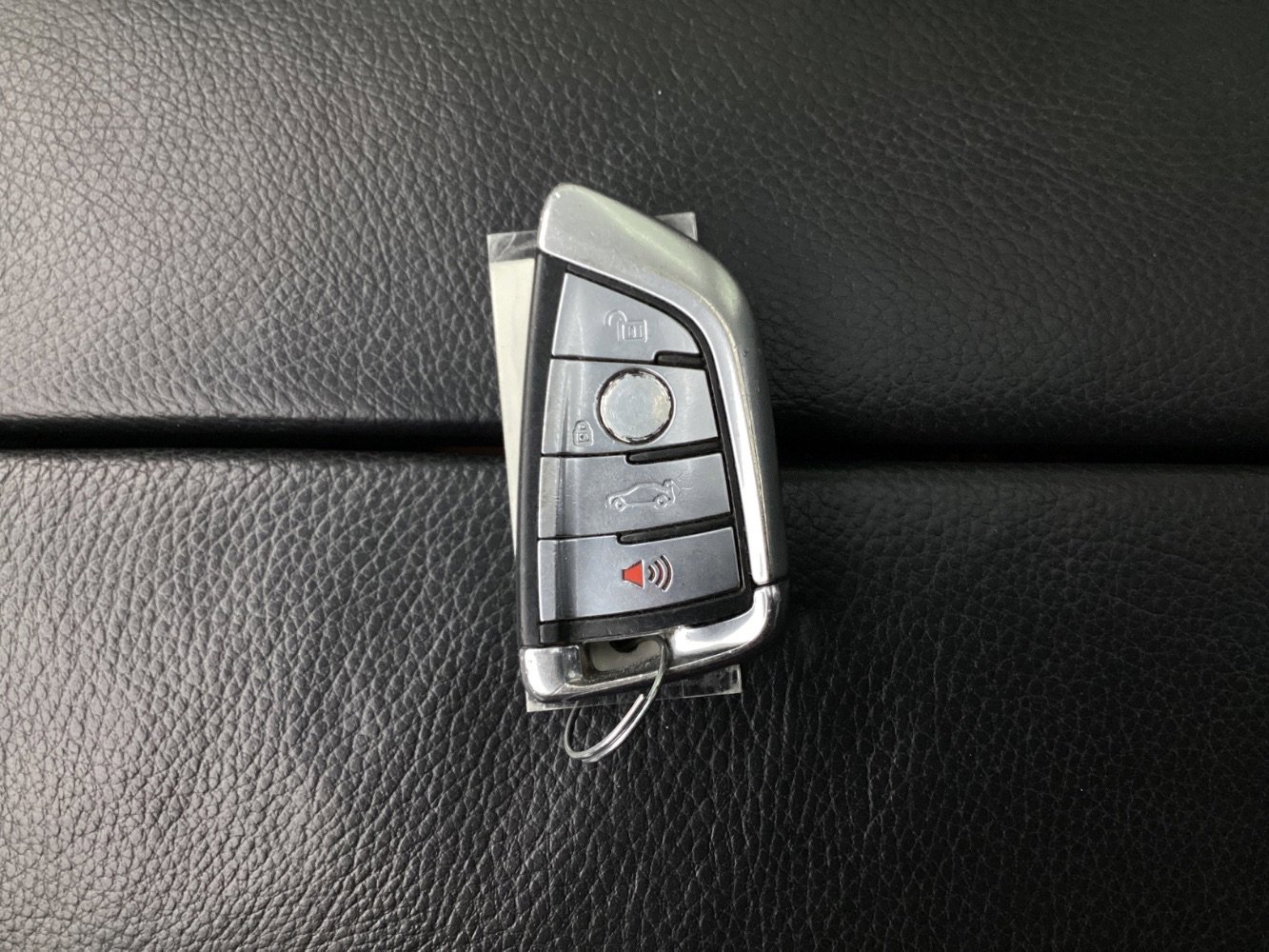 Used 2019 BMW 740i xDrive image 44