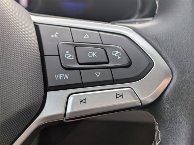 Certified 2022 Volkswagen Taos SE image 28