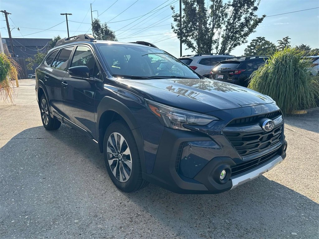 New 2025 Subaru Outback Limited image 3