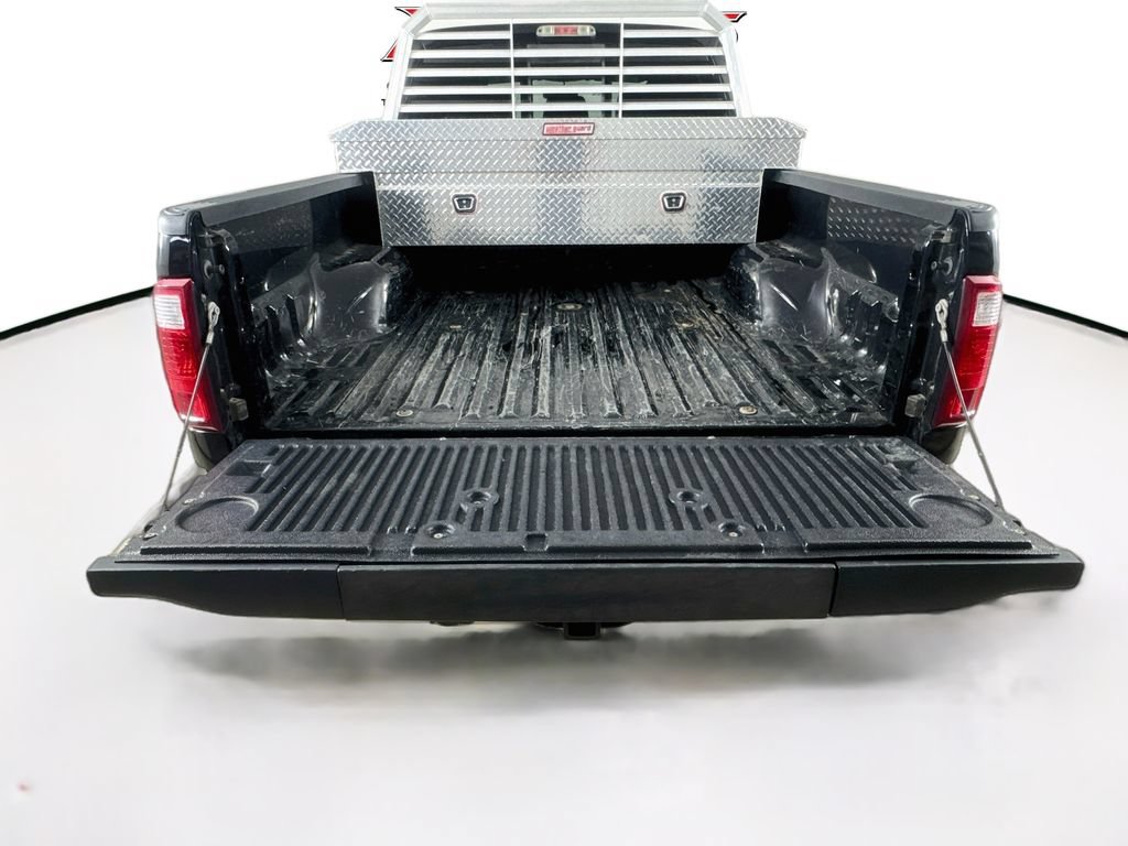 Used 2016 Ford F350 Platinum w/ Platinum Package AWD/4WD image 26