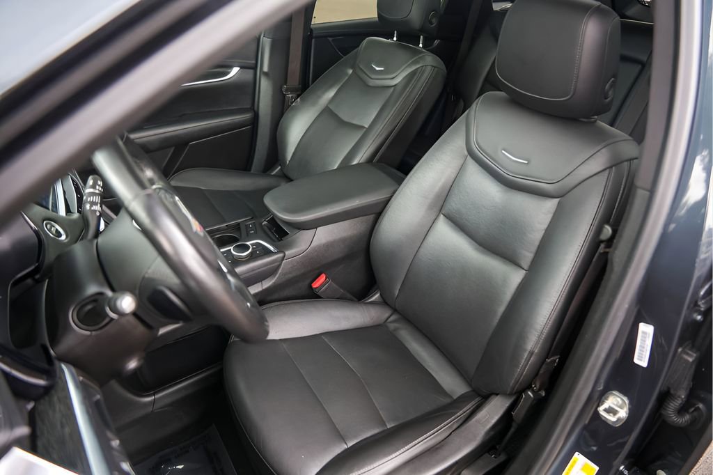 Used 2021 Cadillac XT5 Premium Luxury FWD image 10