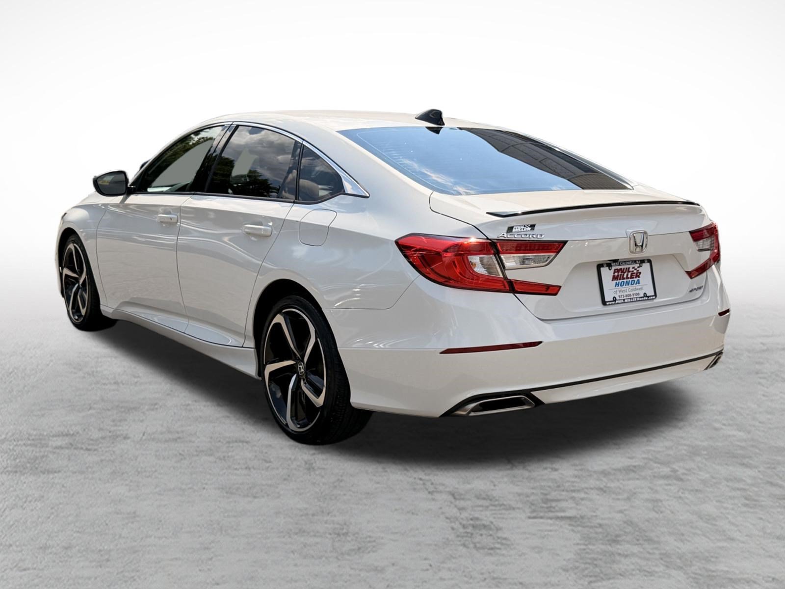 Certified 2022 Honda Accord Sport image 4