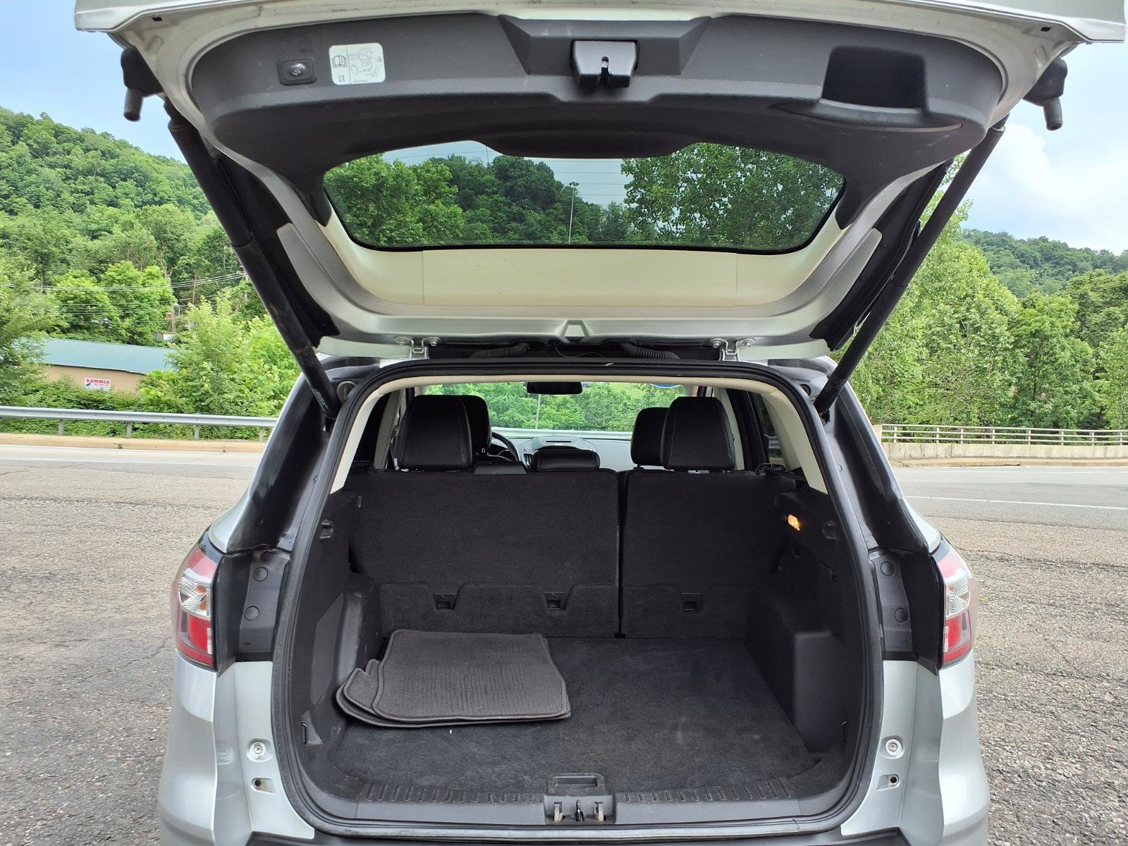 Used 2018 Ford Escape Titanium AWD/4WD image 7