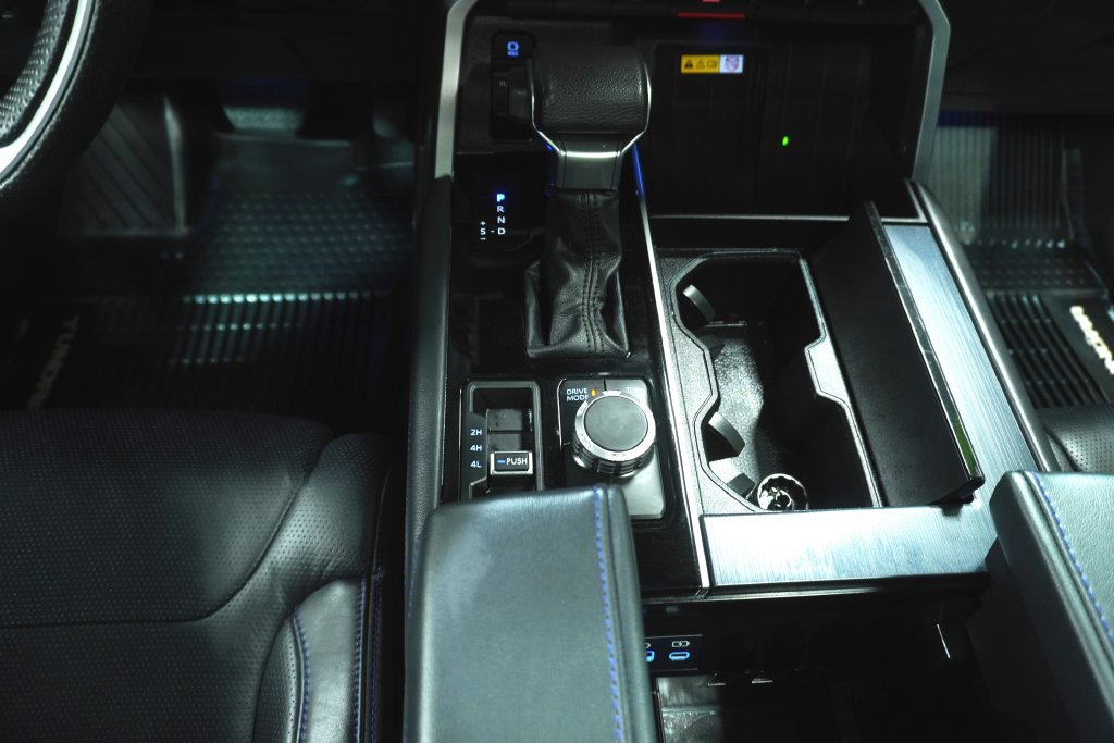 Used 2023 Toyota Tundra Platinum AWD/4WD image 21