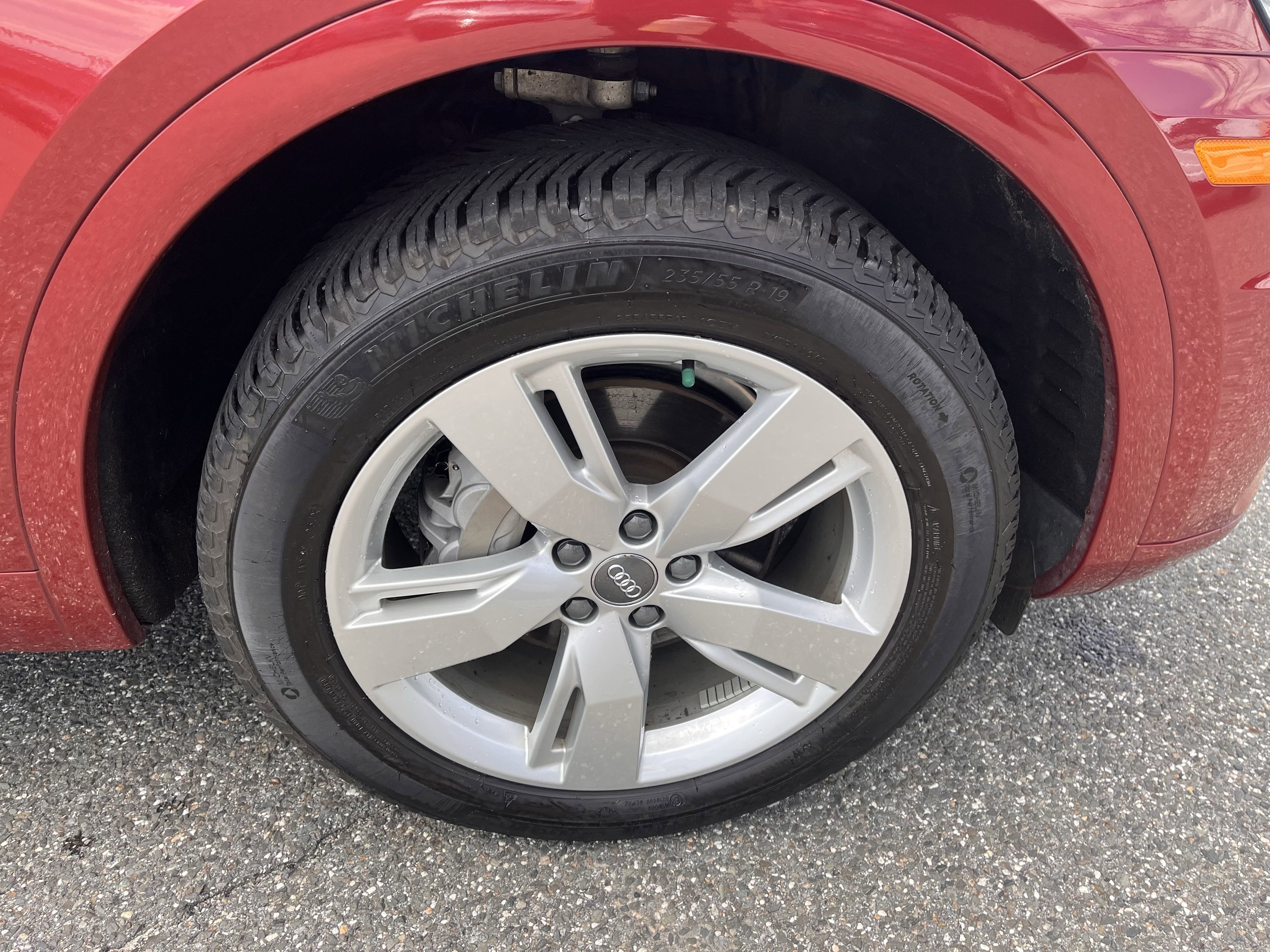 Certified 2019 Audi Q5 2.0T Premium w/ Convenience Package AWD/4WD image 5