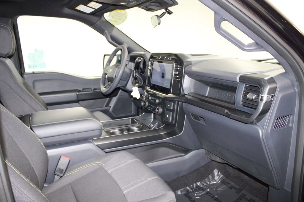 Used 2024 Ford F150 STX image 29