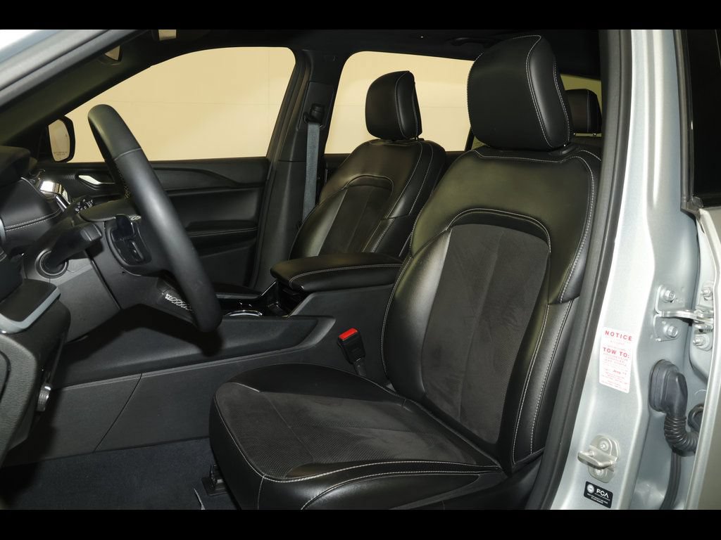Certified 2023 Jeep Grand Cherokee L Laredo AWD/4WD image 25