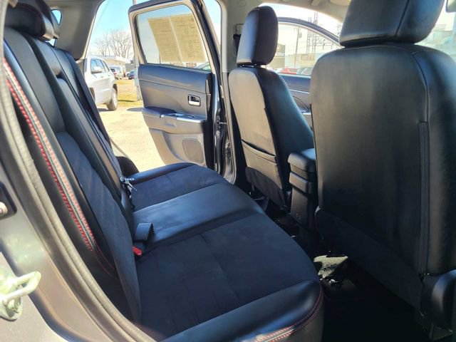 Used 2024 Mitsubishi Outlander Sport SE image 19