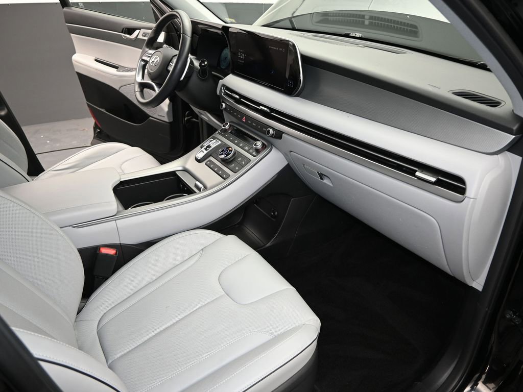 Used 2023 Hyundai Palisade SEL image 27