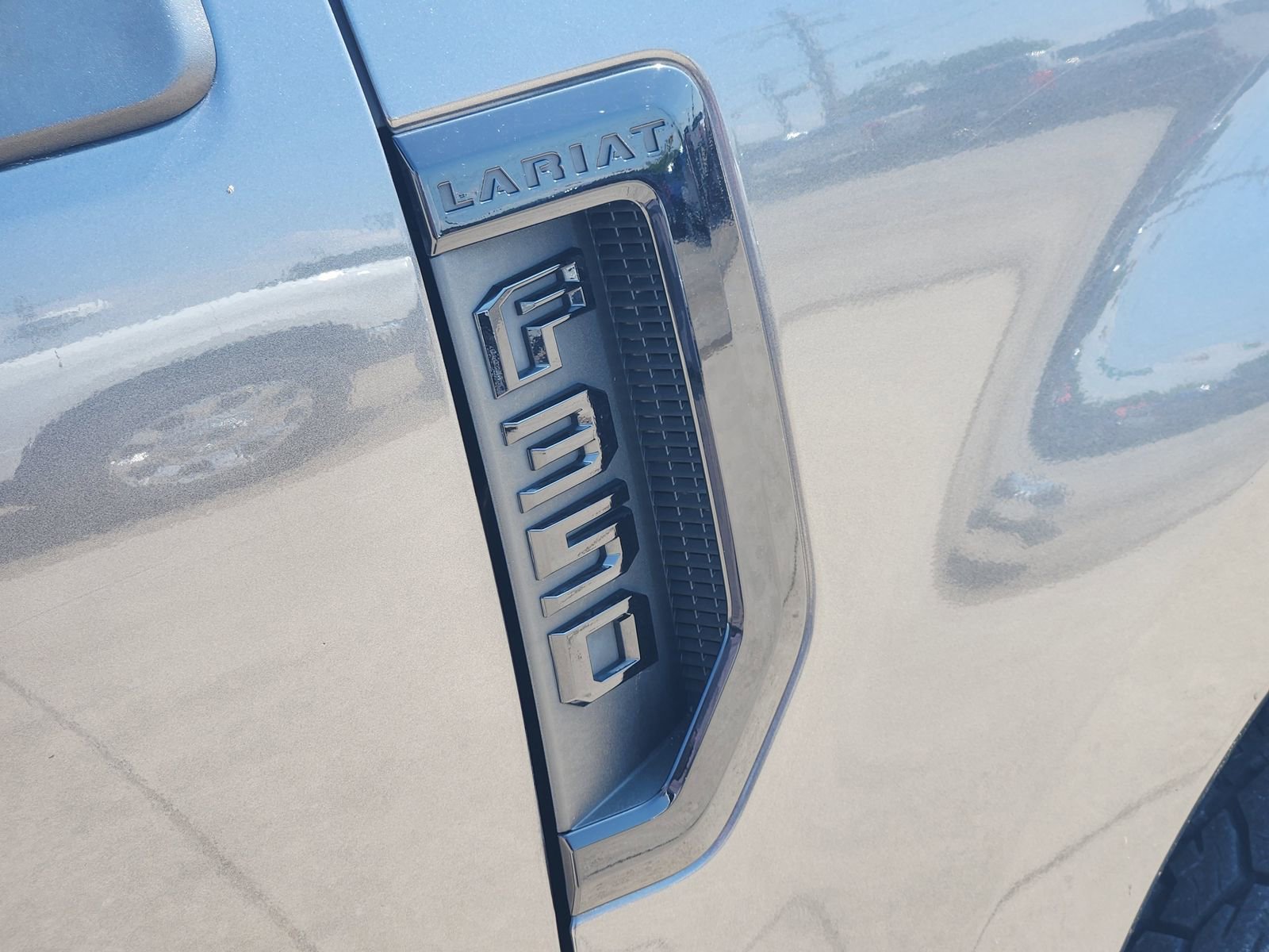 Used 2020 Ford F350 Lariat AWD/4WD image 13