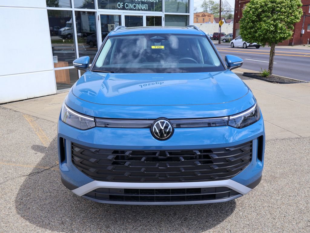 New 2026 Volkswagen Tiguan SE AWD/4WD image 8
