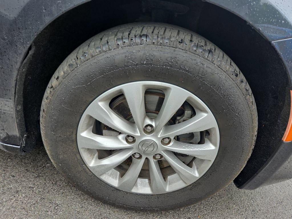 Used 2019 Chrysler Pacifica Touring Plus w/ Cold Weather Group FWD video 2