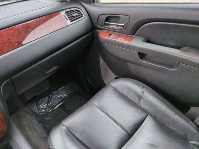 Used 2011 Chevrolet Tahoe LT w/ Regional Value Package image 17